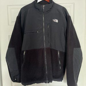 North Face XXL Men’s Hommes partial fleece jacket great condition